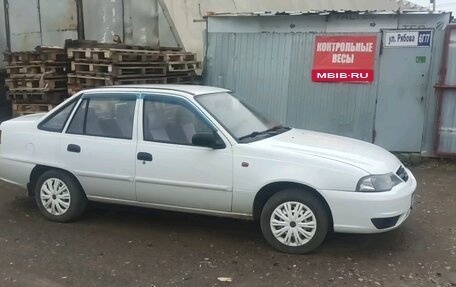 Daewoo Nexia I рестайлинг, 2011 год, 320 000 рублей, 3 фотография