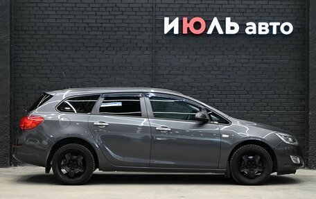 Opel Astra J, 2012 год, 900 000 рублей, 9 фотография