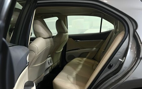 Toyota Camry, 2022 год, 3 990 000 рублей, 21 фотография