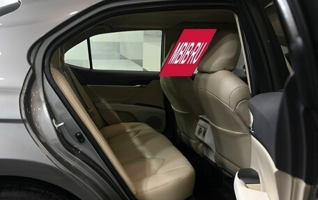 Toyota Camry, 2022 год, 3 990 000 рублей, 20 фотография