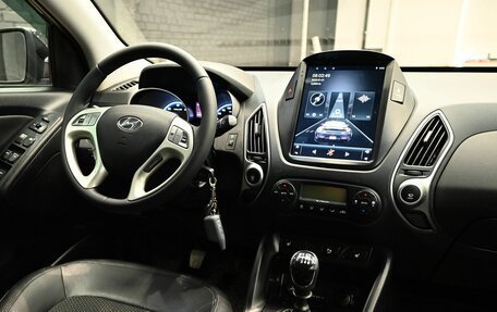 Hyundai ix35 I рестайлинг, 2012 год, 1 300 000 рублей, 11 фотография