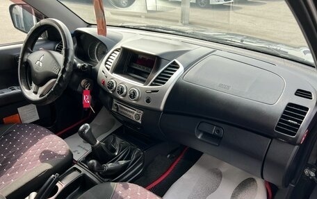Mitsubishi L200 IV рестайлинг, 2014 год, 1 779 000 рублей, 13 фотография
