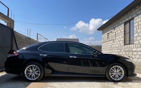 Toyota Camry, 2018 год, 2 990 000 рублей, 8 фотография