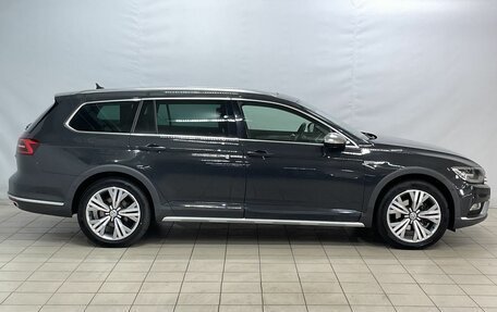 Volkswagen Passat B8 рестайлинг, 2017 год, 2 870 000 рублей, 8 фотография