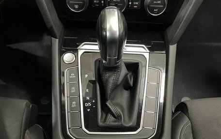 Volkswagen Passat B8 рестайлинг, 2017 год, 2 870 000 рублей, 14 фотография