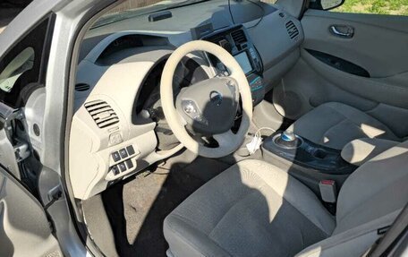 Nissan Leaf I, 2011 год, 1 250 000 рублей, 13 фотография