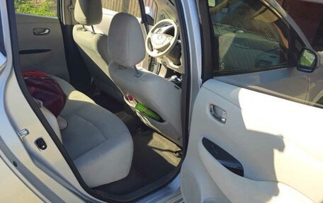 Nissan Leaf I, 2011 год, 1 250 000 рублей, 14 фотография