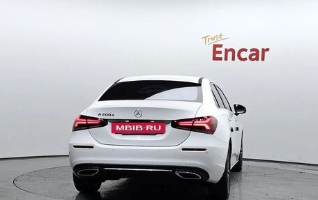 Mercedes-Benz A-Класс, 2021 год, 2 100 000 рублей, 4 фотография
