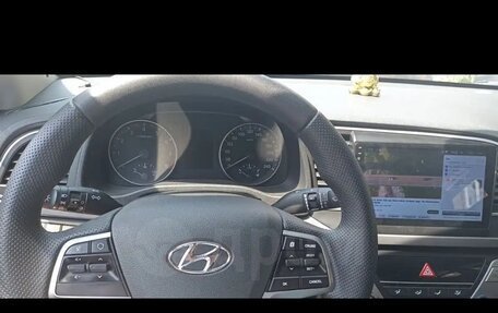 Hyundai Elantra VI рестайлинг, 2016 год, 1 330 000 рублей, 7 фотография