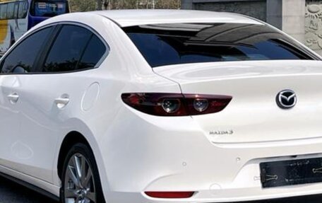 Mazda 3, 2021 год, 1 770 000 рублей, 2 фотография