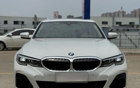 BMW 3 серия, 2021 год, 2 900 000 рублей, 1 фотография