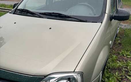 Renault Logan I, 2012 год, 899 000 рублей, 2 фотография
