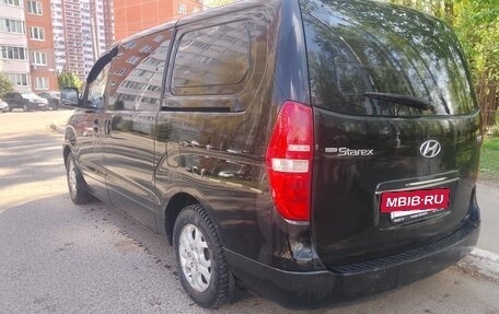 Hyundai H-1 II рестайлинг, 2009 год, 780 000 рублей, 4 фотография