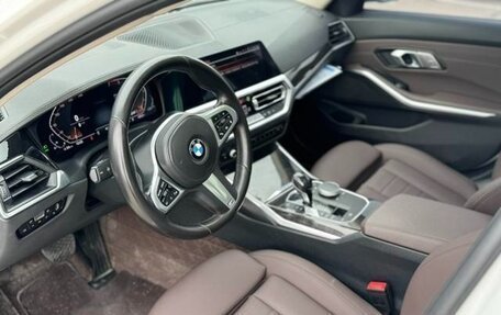 BMW 3 серия, 2021 год, 2 900 000 рублей, 8 фотография