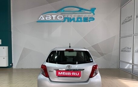 Toyota Vitz, 2012 год, 689 000 рублей, 4 фотография