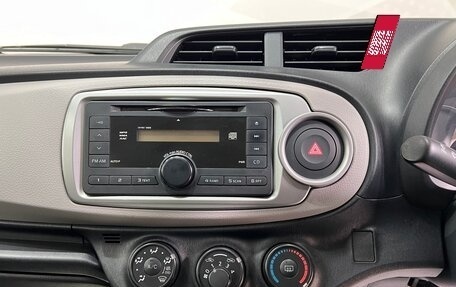 Toyota Vitz, 2012 год, 689 000 рублей, 13 фотография