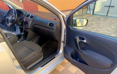 Volkswagen Polo VI (EU Market), 2015 год, 870 000 рублей, 20 фотография