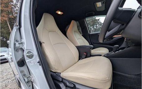 Toyota Yaris, 2022 год, 910 000 рублей, 15 фотография