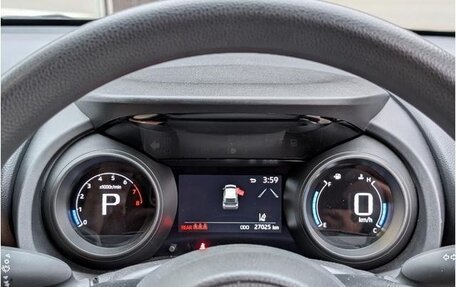 Toyota Yaris, 2022 год, 910 000 рублей, 29 фотография