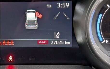 Toyota Yaris, 2022 год, 910 000 рублей, 30 фотография