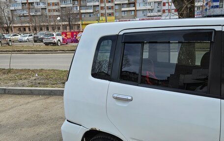 Nissan Cube II, 2000 год, 230 000 рублей, 4 фотография