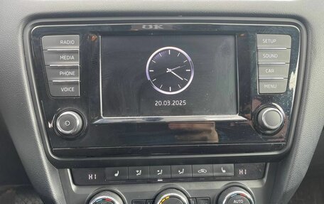 Skoda Octavia, 2017 год, 1 318 000 рублей, 10 фотография