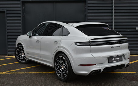 Porsche Cayenne III, 2024 год, 22 990 000 рублей, 6 фотография