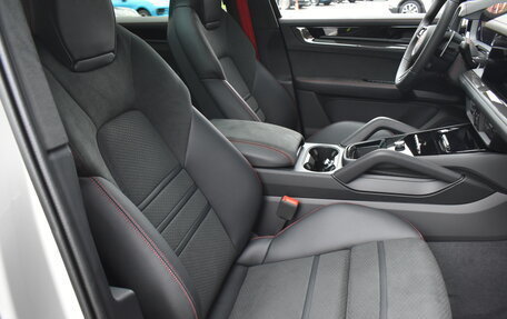 Porsche Cayenne III, 2024 год, 22 990 000 рублей, 18 фотография