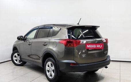 Toyota RAV4, 2013 год, 1 792 000 рублей, 2 фотография