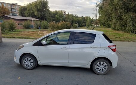 Toyota Vitz, 2019 год, 999 999 рублей, 6 фотография