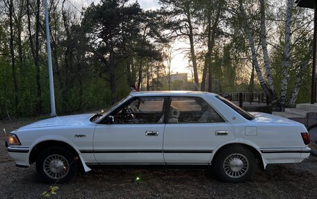 Toyota Crown, 1990 год, 697 777 рублей, 5 фотография