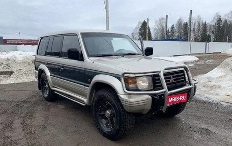 Mitsubishi Pajero III рестайлинг, 1991 год, 450 000 рублей, 1 фотография