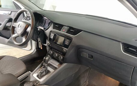 Skoda Octavia, 2015 год, 1 099 000 рублей, 18 фотография