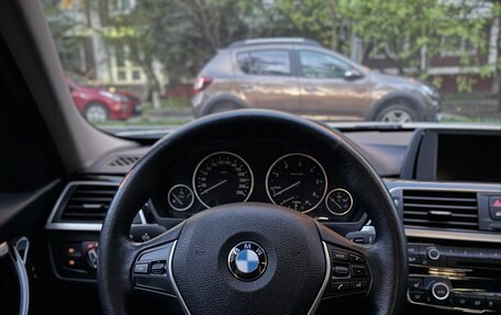 BMW 3 серия, 2016 год, 2 400 000 рублей, 10 фотография