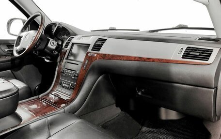 Cadillac Escalade III, 2008 год, 1 400 000 рублей, 12 фотография