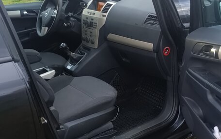 Opel Zafira B, 2008 год, 700 000 рублей, 12 фотография