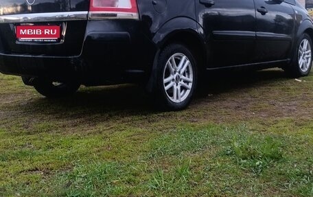 Opel Zafira B, 2008 год, 700 000 рублей, 4 фотография