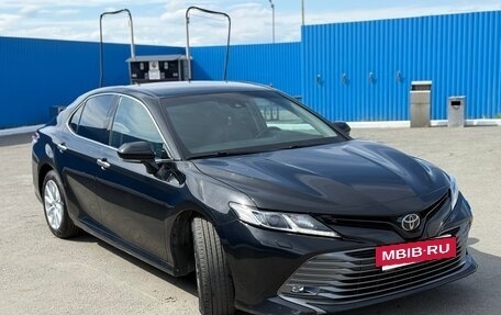 Toyota Camry, 2019 год, 2 885 000 рублей, 2 фотография