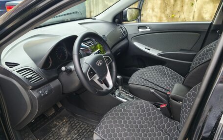 Hyundai Solaris II рестайлинг, 2011 год, 820 000 рублей, 7 фотография