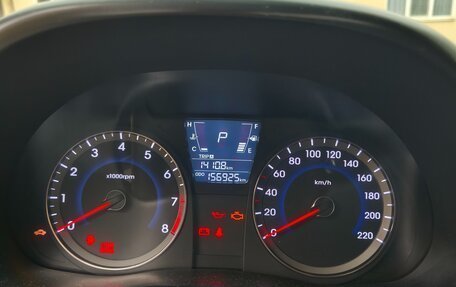 Hyundai Solaris II рестайлинг, 2011 год, 820 000 рублей, 10 фотография