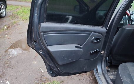 Renault Logan I, 2010 год, 400 000 рублей, 4 фотография