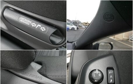 Toyota Yaris, 2022 год, 998 000 рублей, 24 фотография