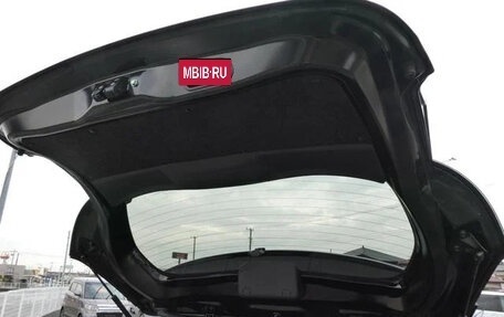Toyota Yaris, 2022 год, 998 000 рублей, 36 фотография