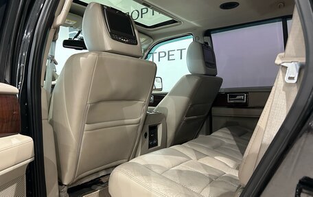Lincoln Navigator, 2013 год, 1 999 000 рублей, 13 фотография