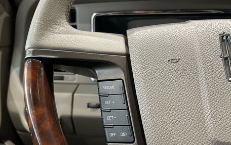 Lincoln Navigator, 2013 год, 1 999 000 рублей, 23 фотография