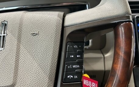 Lincoln Navigator, 2013 год, 1 999 000 рублей, 24 фотография