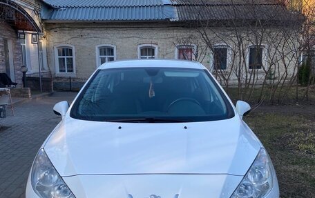 Peugeot 408 I рестайлинг, 2015 год, 1 050 000 рублей, 1 фотография