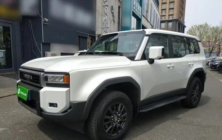 Toyota Land Cruiser Prado, 2024 год, 9 280 000 рублей, 1 фотография