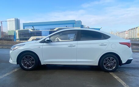 Hyundai Solaris II рестайлинг, 2021 год, 1 450 000 рублей, 7 фотография