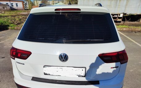 Volkswagen Tiguan II, 2019 год, 2 420 000 рублей, 8 фотография